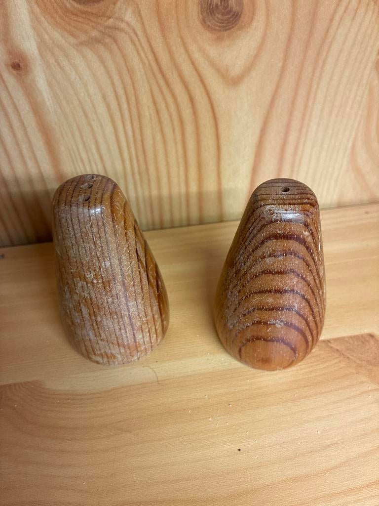 Houten peper- en zoutvaatjes set, Ophalen of Verzenden, Zo goed als nieuw