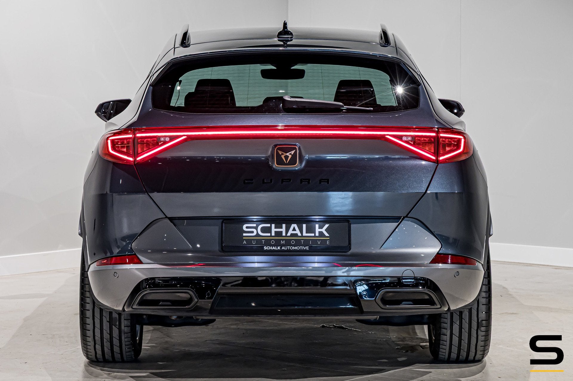 Cupra Formentor 1.4 e-Hybrid Business|CarPlay|Airco|P sensor, Auto's, Dealer onderhouden, Gebruikt, 4 cilinders, Hybride Elektrisch/Benzine