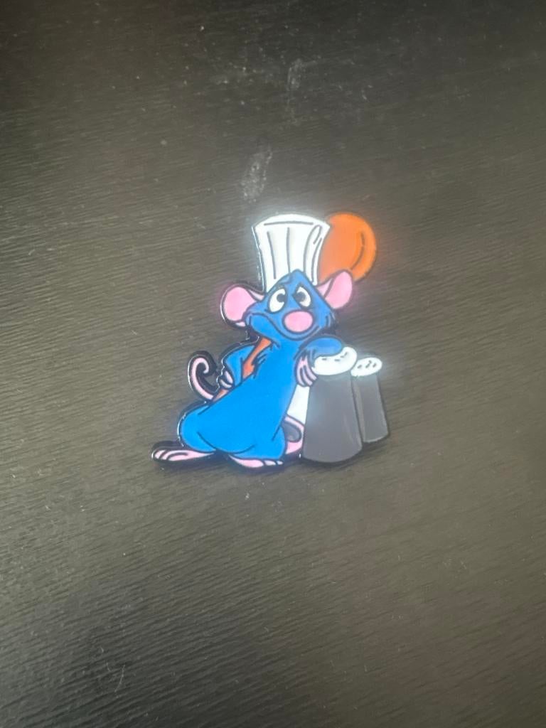 Disney pin - Remy (Ratatouille), Verzamelen, Disney, Ophalen of Verzenden, Overige figuren, Nieuw, Overige typen