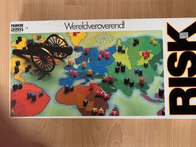RISK COMPLEET SPANNED WERELDSPEL MET SPELREGELS (zie foto's), Een of twee spelers, Ophalen of Verzenden, Gebruikt, Parker