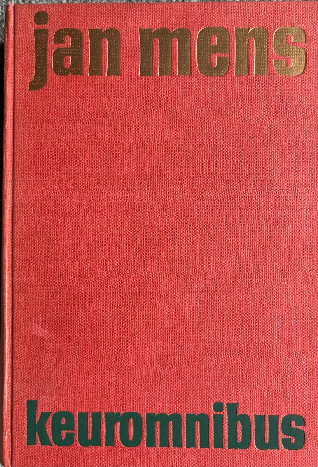 Jan Mens Keuromnibus - Klassieke Nederlandse Literatuur, Boeken, Ophalen of Verzenden, Gelezen, Nederland