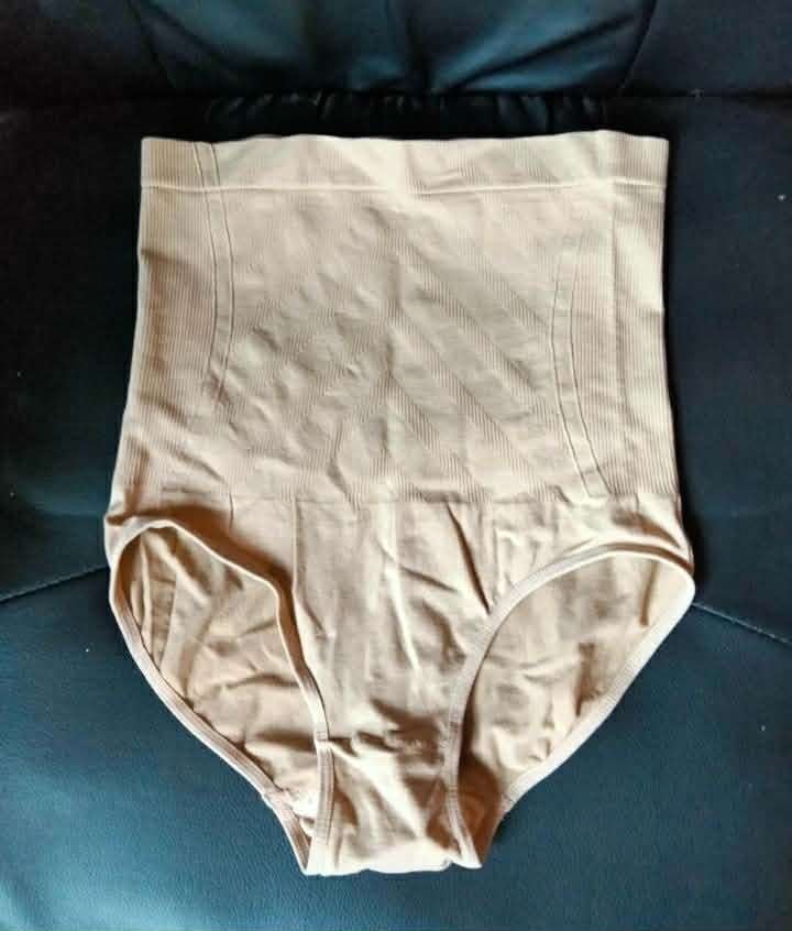 Nieuw shapewear, Ophalen, Beige, Broekje of Short