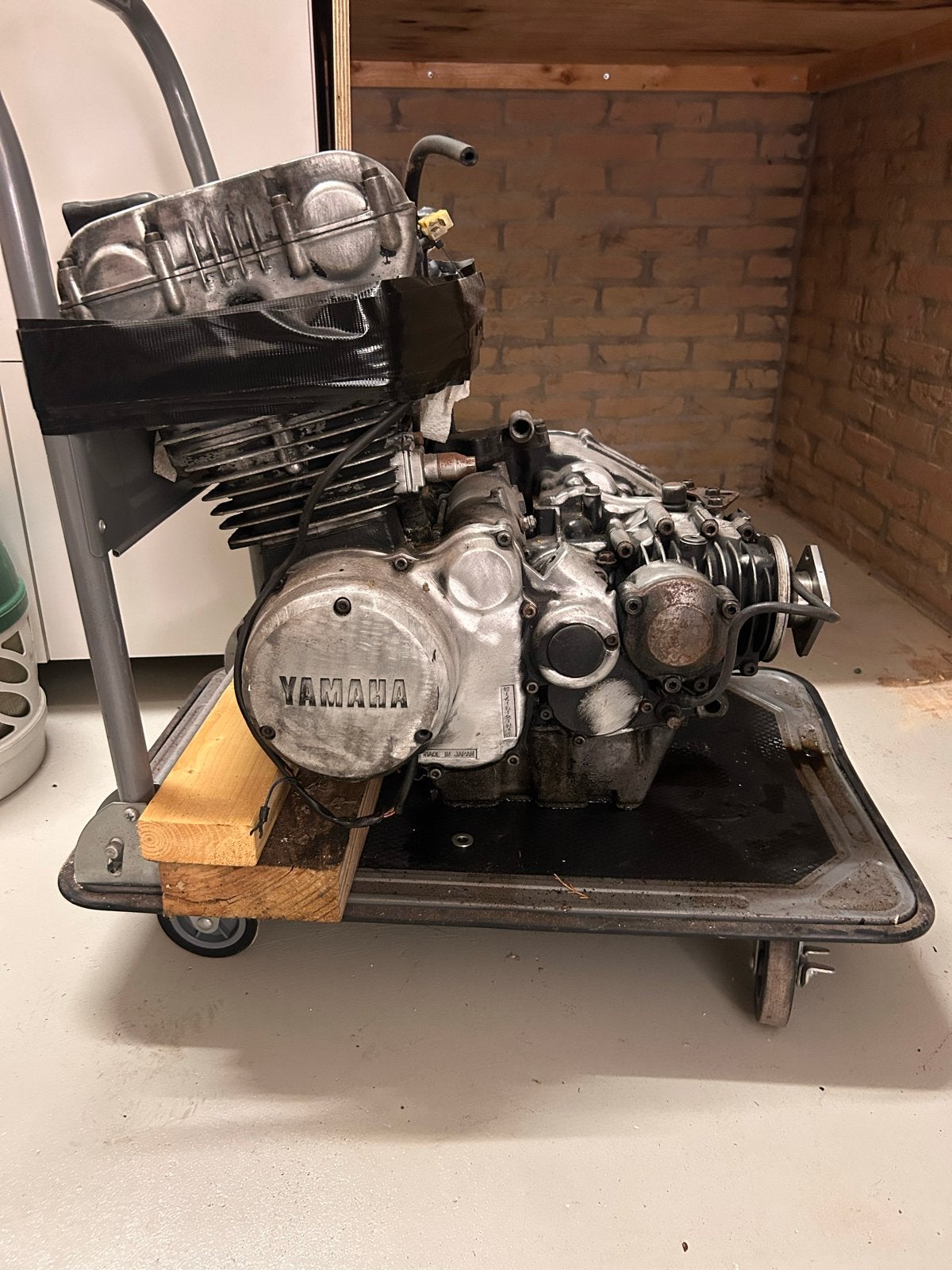 Yamaha XS750 motorblok, Ophalen, Gebruikt