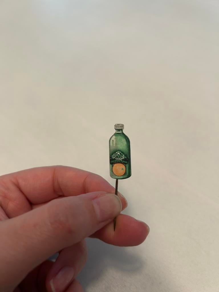 Riedel vruchtenlimonade speldje (pin), Verzamelen, Ophalen of Verzenden, Zo goed als nieuw, Overige onderwerpen