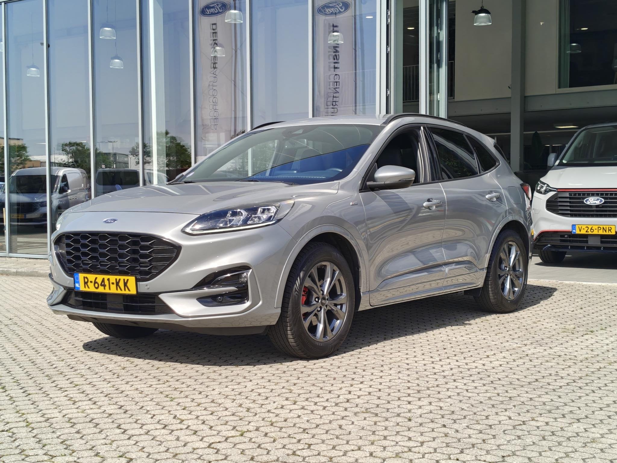 Ford Kuga 1.5 EcoBoost ST-Line X | WINTER PACK | TREKHAAK, Auto's, Ford, Voorwielaandrijving, 15 km/l, Euro 6, 150 pk