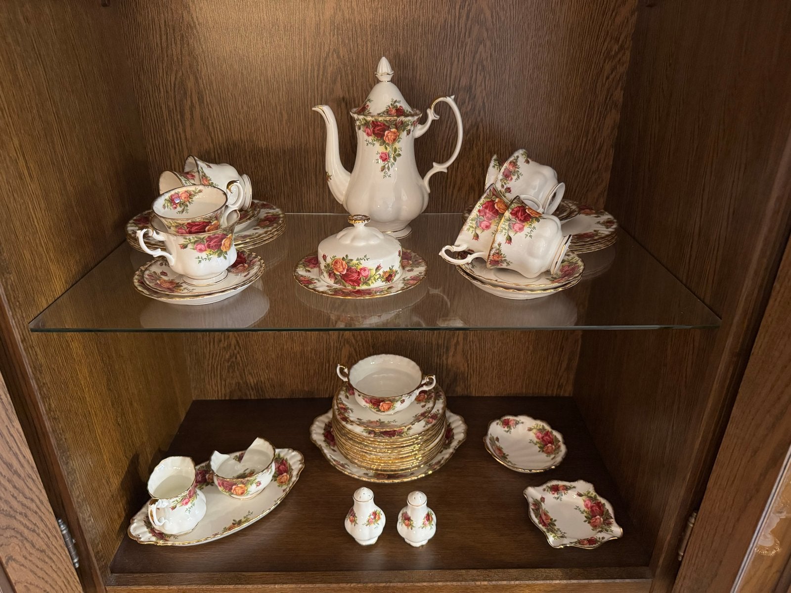 Te koop Royal Albert Old Country Roses Servies, Ophalen