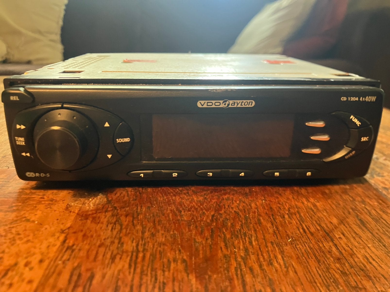 VDO radio/cd 1204, Auto diversen, Ophalen