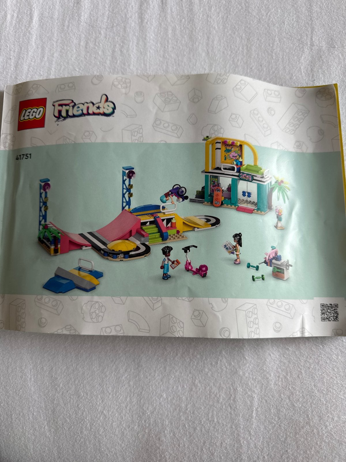 LEGO Friends Skatepark 41751, Ophalen of Verzenden, Zo goed als nieuw, Overige merken