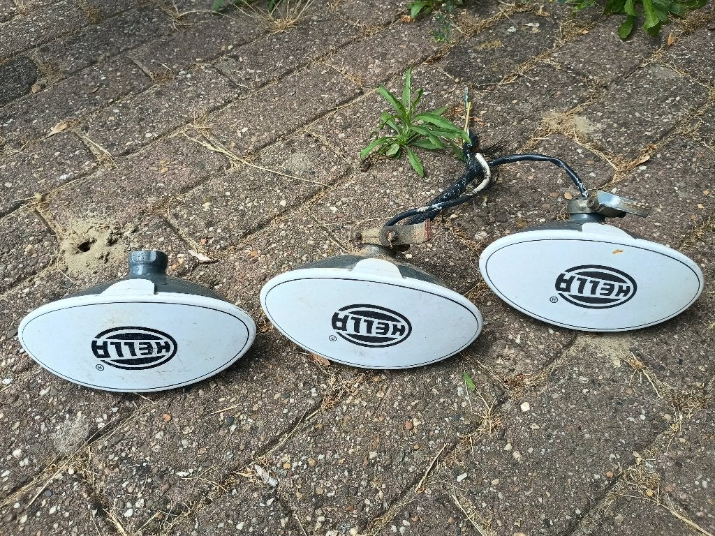 3 ovale mistlampen hella simca renault peugeot cirtoen, Auto-onderdelen, Ophalen of Verzenden, Gebruikt, Oldtimer onderdelen