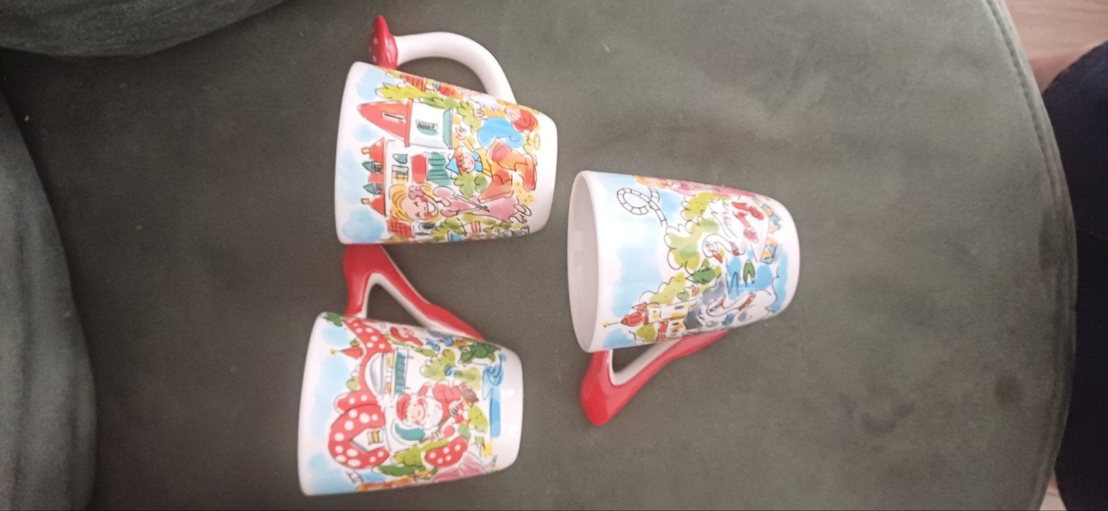Blond Amsterdam Efteling Mokken - Set van 3, Huis en Inrichting, Keuken | Servies, Gebruikt, Keramiek, Blond Amsterdam, Mok
