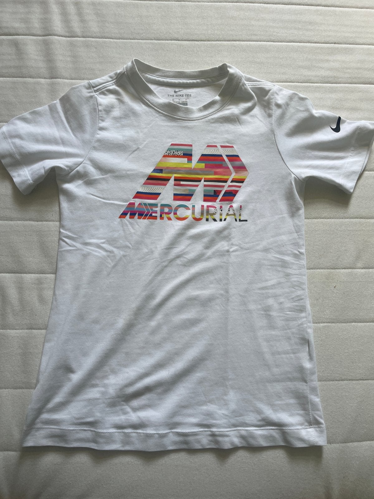 Nike Mercurial sportshirt voor kinderen (maat 8-11 jaar), Kinderen en Baby's, Kinderkleding | Maat 140, Ophalen of Verzenden, Gebruikt