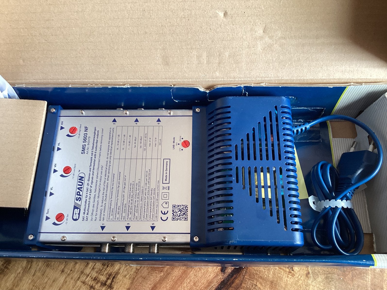 S 2  SPAUN  SATELLIET SWITCHES  NIEUW IN DOOS € 5,00, Ophalen of Verzenden, Nieuw