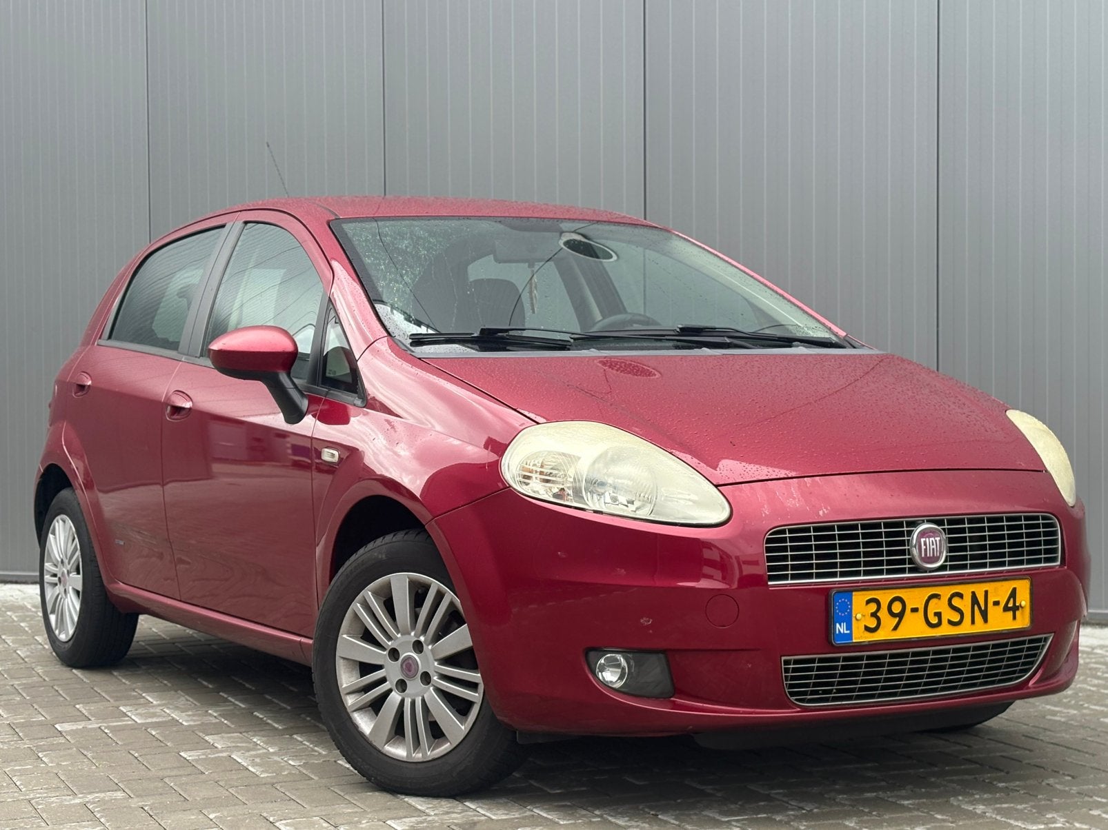 Fiat Punto 1.4 5DR 2008 Rood, Auto's, Voorwielaandrijving, 40 €/maand, 4 cilinders, 400 kg
