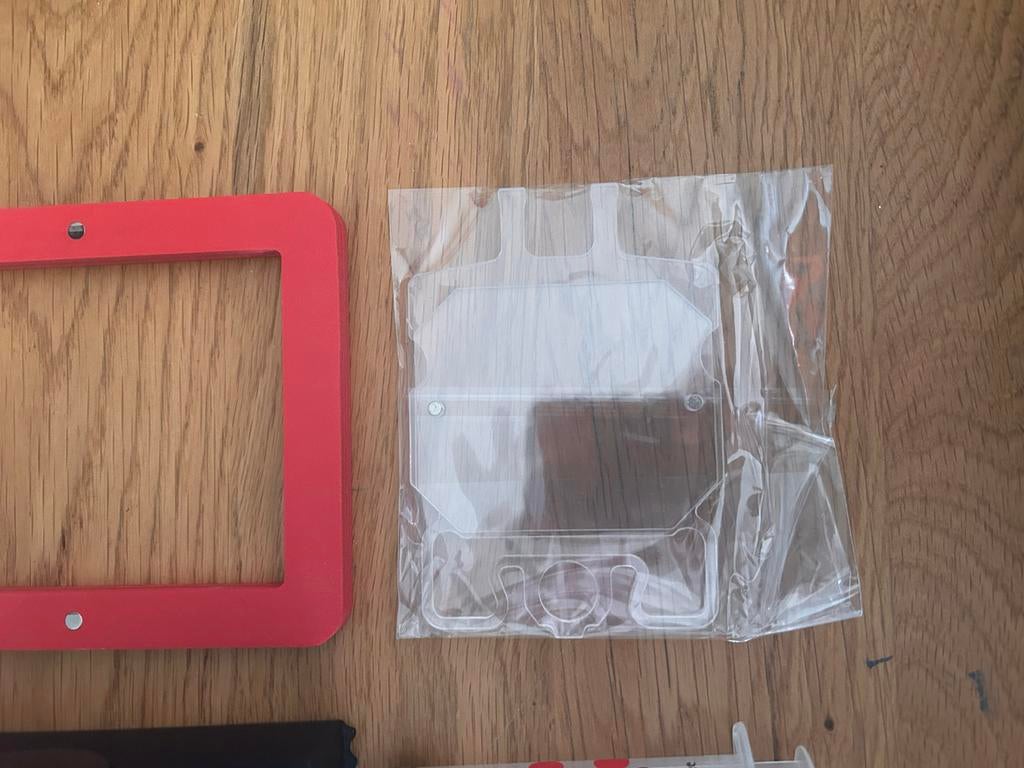 Pinsta Pinhole Camera met negatiefhouder., Audio, Tv en Foto, Fotocamera's Analoog, Verzenden, Zo goed als nieuw