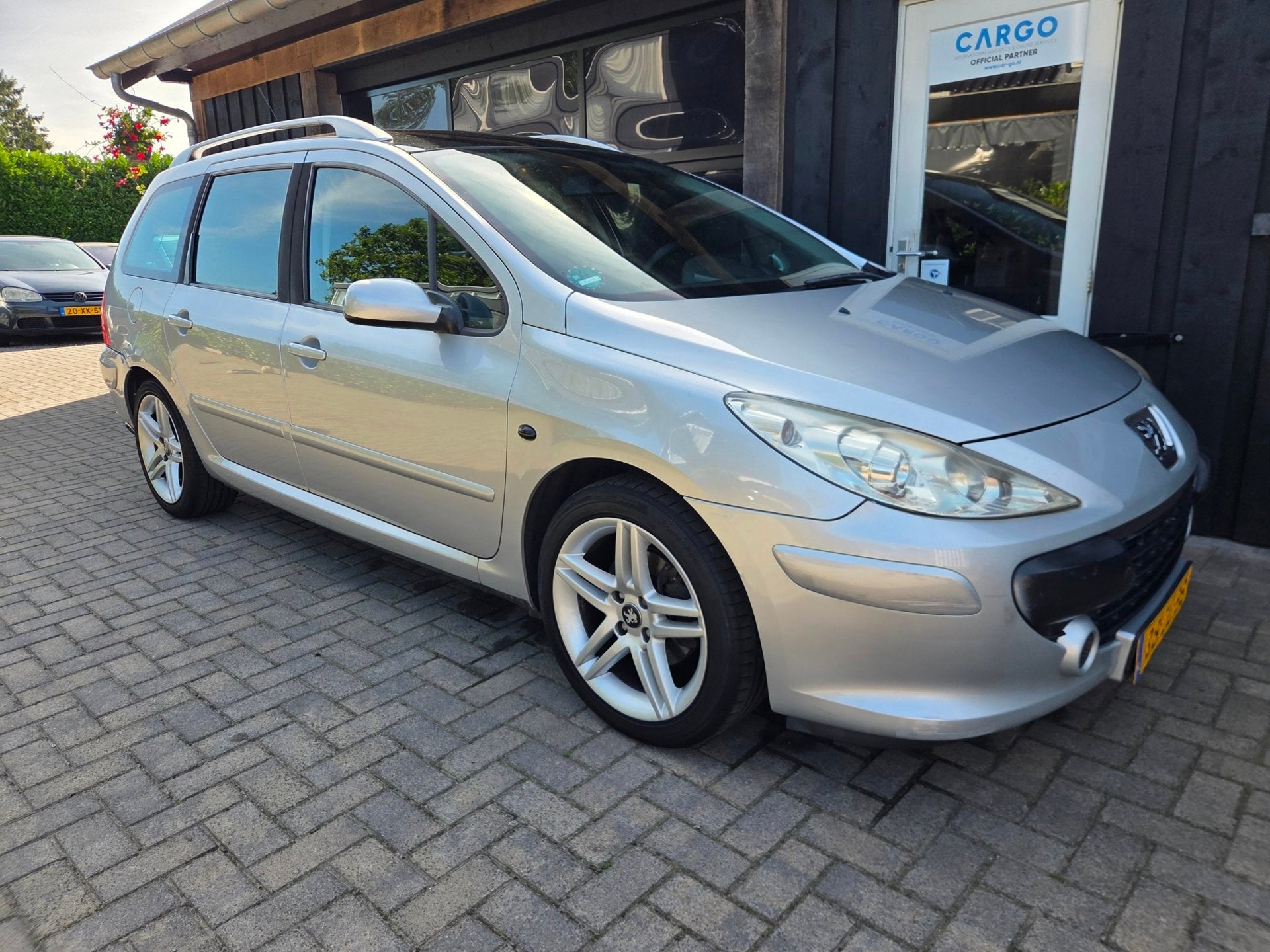 Peugeot 307 SW 1.6-16V *NIEUWE APK*, Auto's, Stof, Gebruikt, Zwart, 4 cilinders