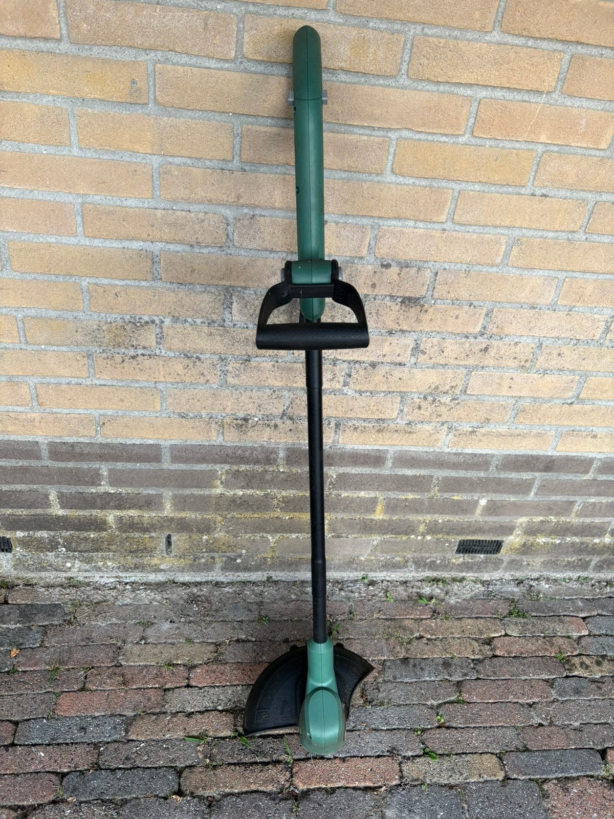 Elektrische kantenmaaier / bosmaaier Bosch, Tuin en Terras, Grastrimmers, Ophalen, Gebruikt, Elektrisch