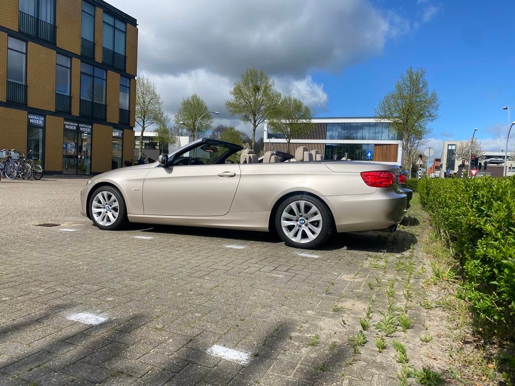 BMW 3-Serie 325i Cabriolet | LCI | 2012 | NL auto | NAP |VOL, 745 kg, Achterwielaandrijving, Beige, Cabriolet