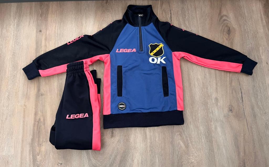 NAC Trainingspak Kinderen Maat 110-116, Ophalen of Verzenden, Gebruikt, Jongen of Meisje, Setje