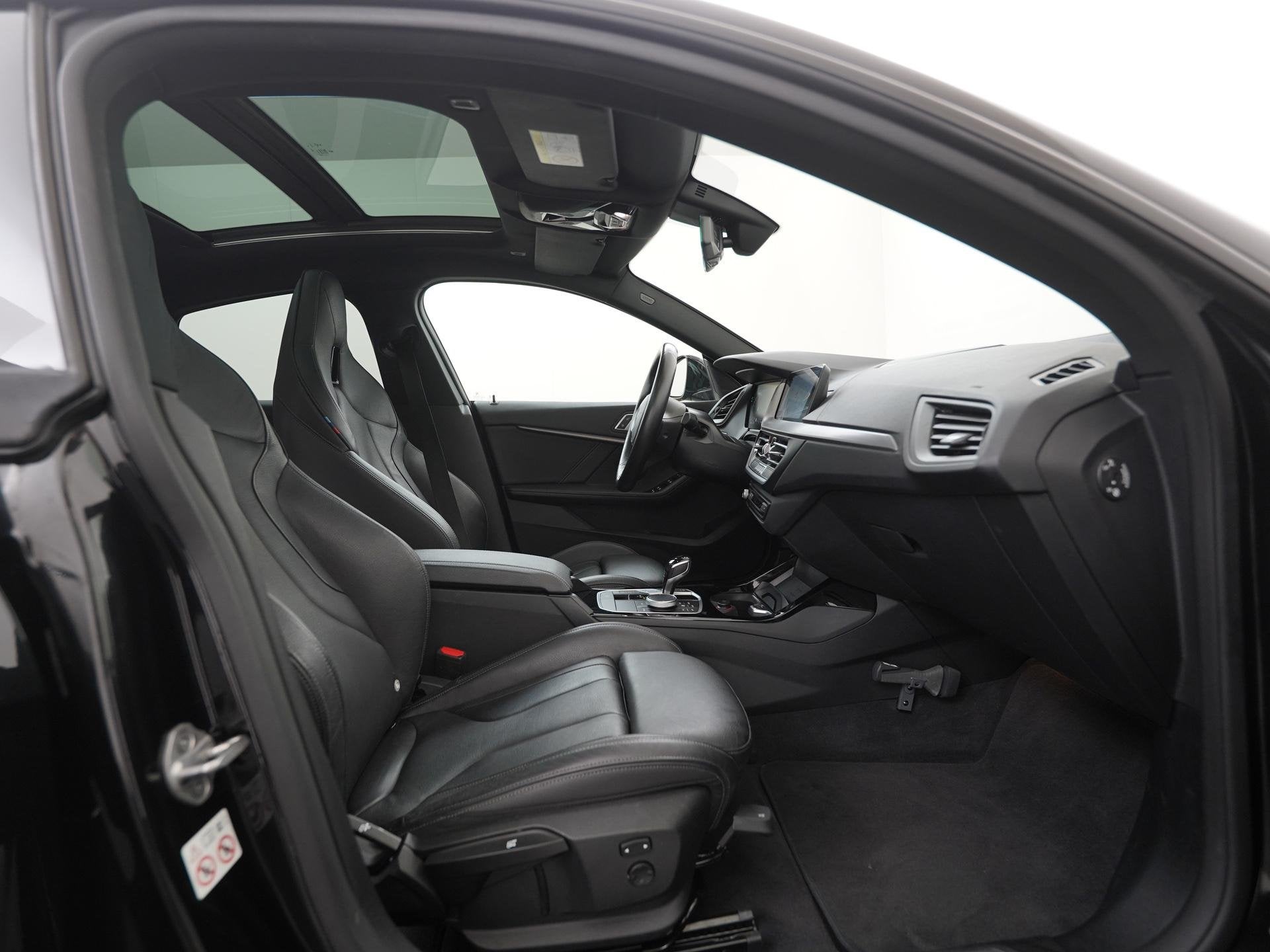 BMW 2-serie Gran Coupé 218i M Sport | Panoramadak | Leder |, 12 maanden, 136 pk, Gebruikt, 1350 kg