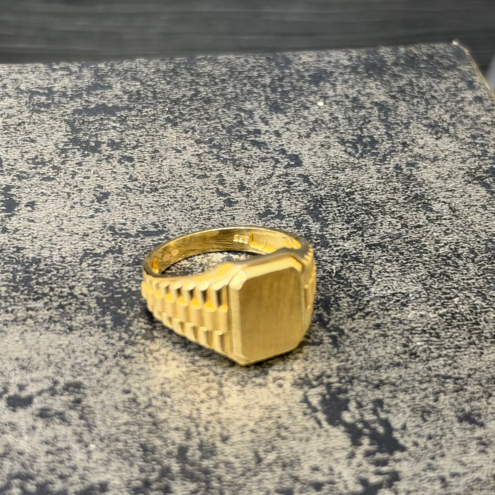 14 karaat gouden ring rolex model zegelring, Sieraden, Tassen en Uiterlijk, Ophalen of Verzenden, Nieuw, Goud, Heer