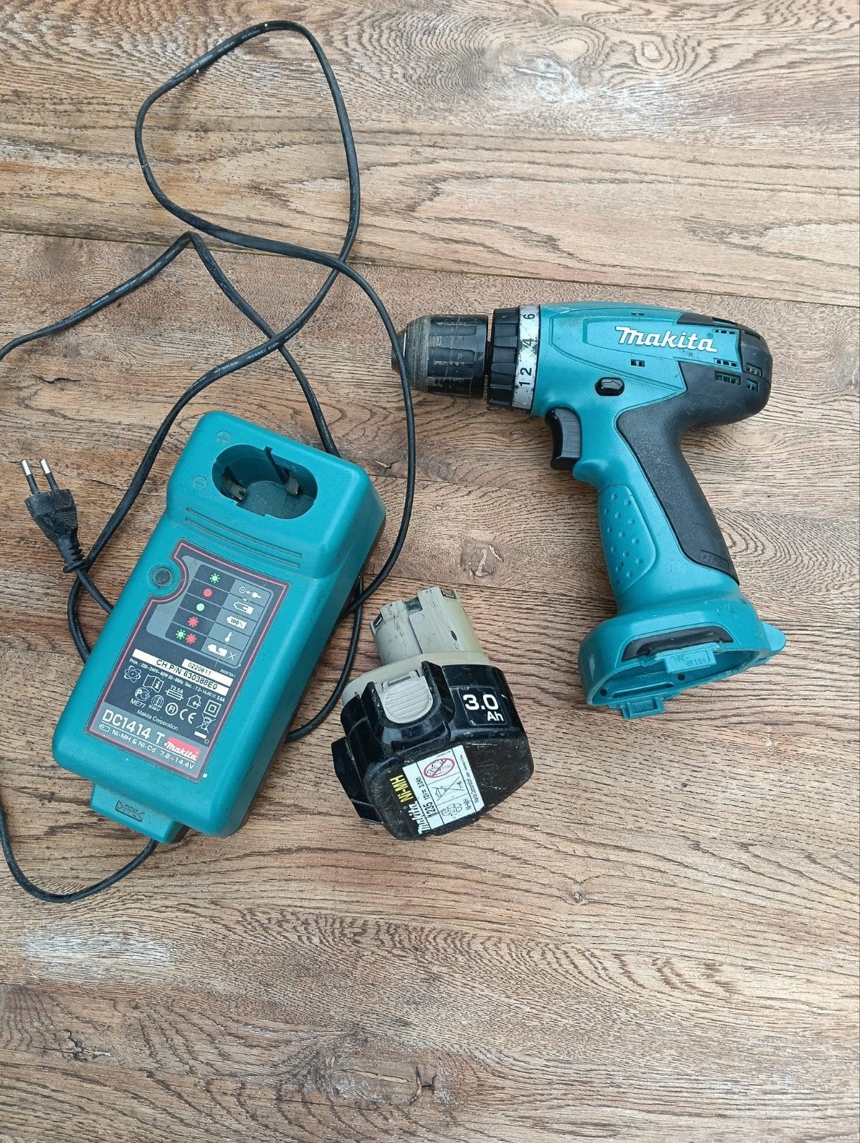 Te koop makita boormachine, Doe-het-zelf en Verbouw, Gereedschap | Boormachines, Ophalen, Boormachine