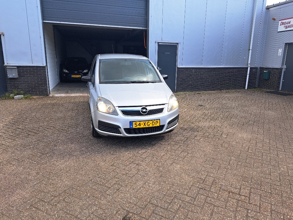 Opel Zafira 1.8 2007 Grijs, Auto's, Stof, Zwart, 4 cilinders, Origineel Nederlands