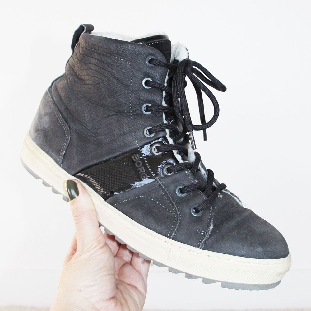 Leren Gevoerde Björn Borg Schoenen -s11 (Maat 40) € 35,-, Kleding | Dames, Ophalen of Verzenden, Sneakers of Gympen, Gedragen