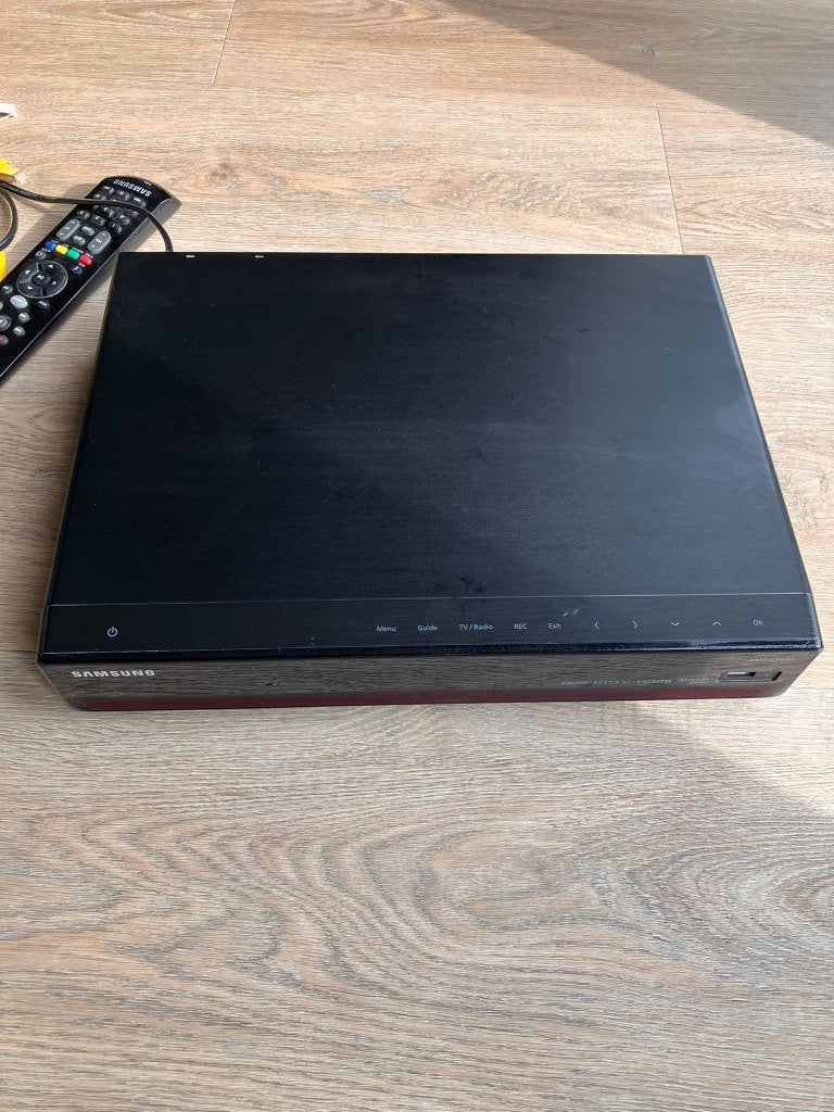 SMT-C7140 HD-ontvanger & PVR, Ophalen of Verzenden, Gebruikt, Harddiskrecorder