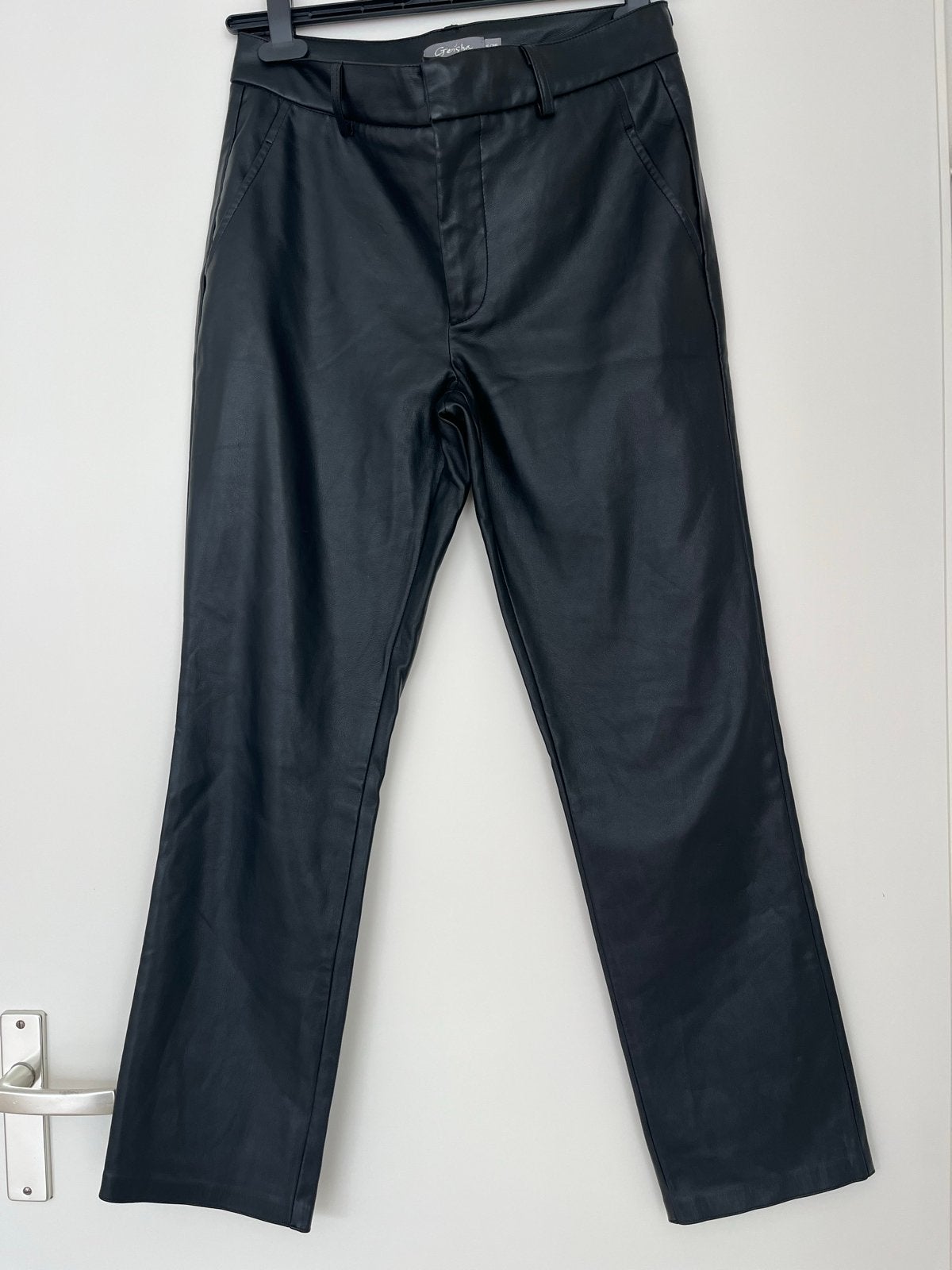 Geisha leren broek maat S, valt kort op enkel, Kort, Zwart, Ophalen of Verzenden, Zo goed als nieuw