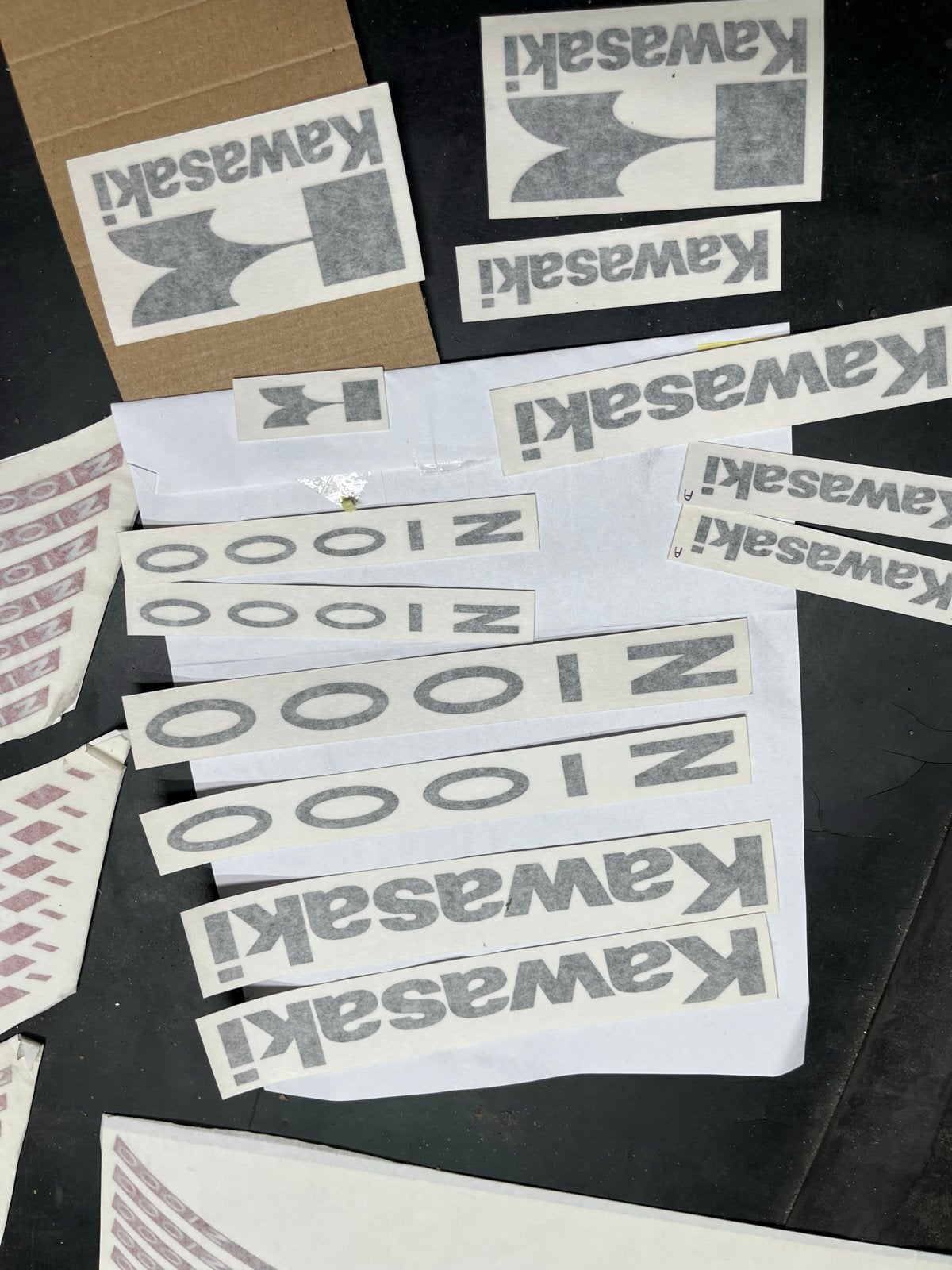 Diverse accessoires en stickers voor BMW en Kawasaki, Motoren, Ophalen of Verzenden, Nieuw