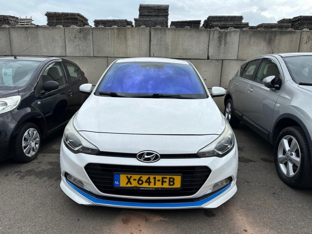 Hyundai i20 1.0 T-GDI Premium MOTOR DEFECT ! (bj 2016), Auto's, 450 kg, 40 €/maand, Euro 6, 1045 kg