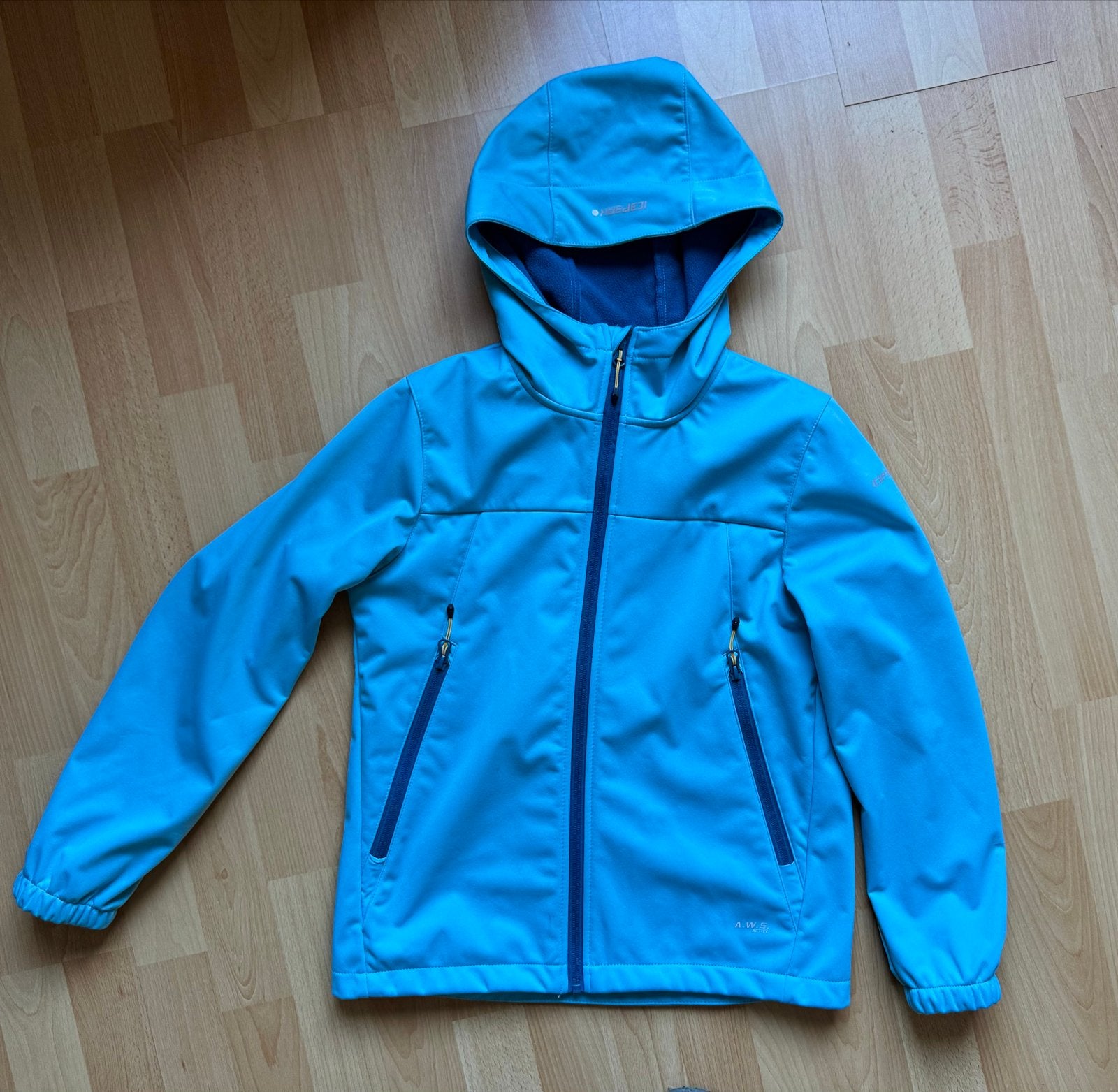 Icepeak softshell jas, fleece gevoerd, wind- en waterdicht, Ophalen of Verzenden, Zo goed als nieuw, Jongen of Meisje, Jas
