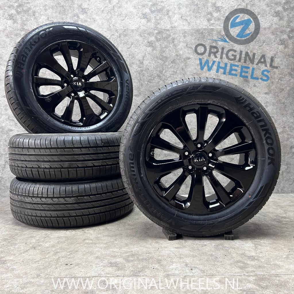 zwarte 18 inch originele velgen + zomerbanden Kia Sorento, Auto-onderdelen, Banden en Velgen, 18 inch, Gebruikt, Banden en Velgen