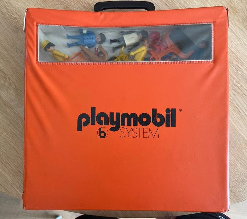 70’s Vintage Playmobil Koffer met figuren en accesoires, Ophalen of Verzenden, Gebruikt, Complete set, Figuren