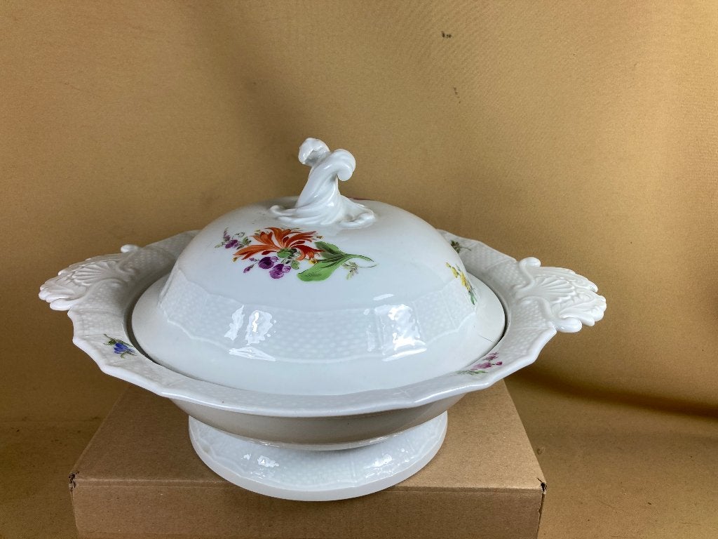 Meissen dekschaal met bloemen decor, Ophalen of Verzenden
