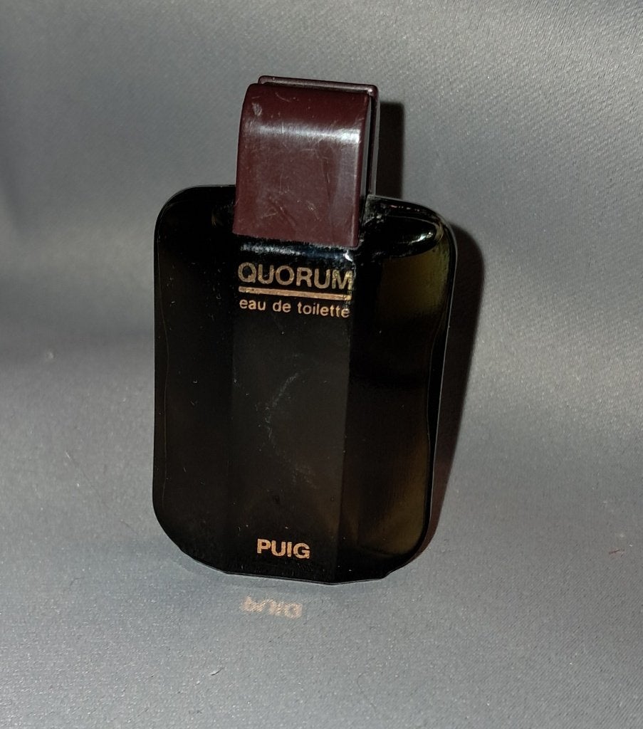 Volle parfum mini -  Puig quorum, Ophalen of Verzenden, Zo goed als nieuw, Miniatuur, Gevuld