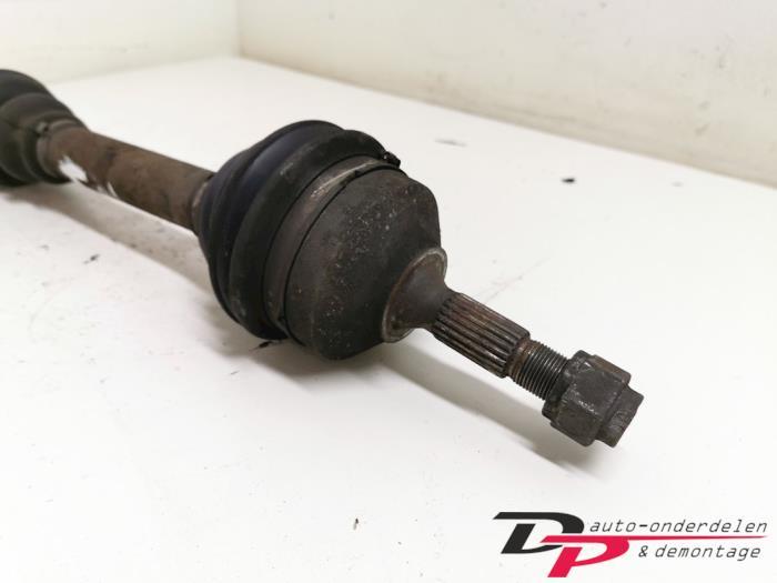 Aandrijfas links-voor van een Peugeot 206, Auto-onderdelen, Gebruikt, -, -, Ophalen of Verzenden