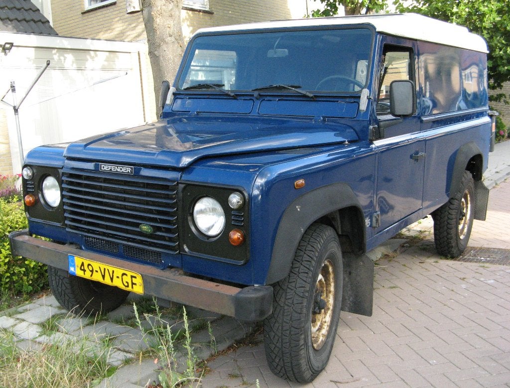 LAND ROVER 2 deurs lange DEFENDER TD5 2.5 110 Hard Top, Auto's, Stof, 2495 cc, Blauw, Defender