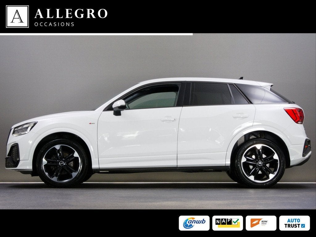 Audi Q2 35 TFSI S-Line Edition (SFEERVERLICHTING, CAMERA, AP, Auto's, Audi, 150 pk, Leder en Stof, Wit, Origineel Nederlands