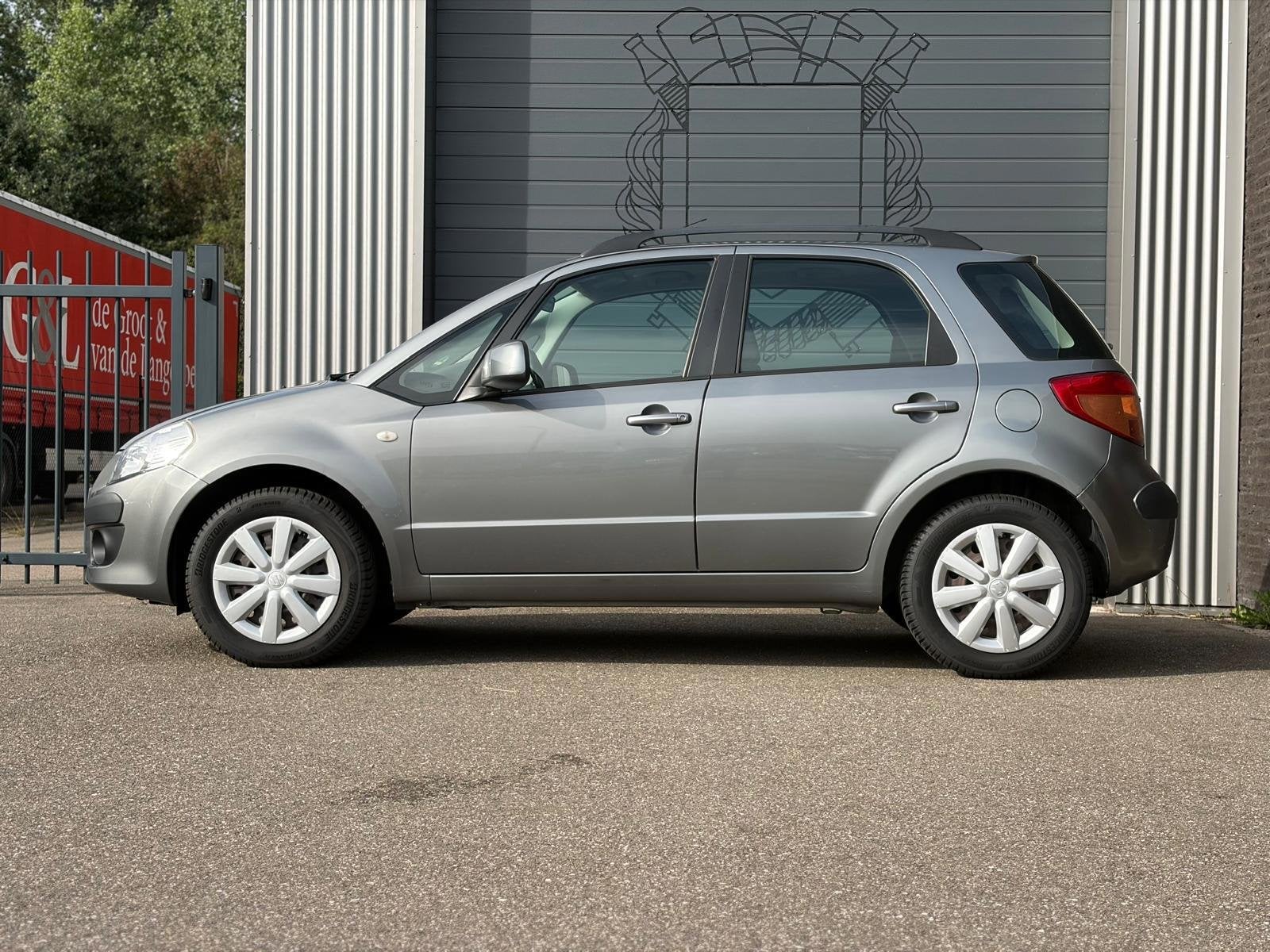 Suzuki SX4 1.5 Comfort Airco, Auto's, Voorwielaandrijving, Gebruikt, 4 cilinders, 49 €/maand