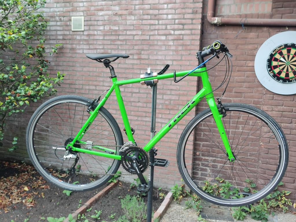 Trek 7.3 FX met gloednieuwe drivetrain, Fietsen en Brommers, Gebruikt, Velgrem, Versnellingen, 53 tot 57 cm