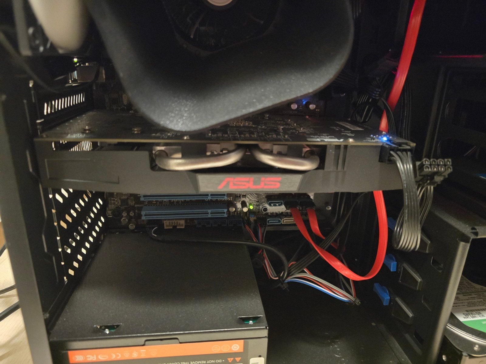 ASUS Radeon RX 570 - 4Gb - In goede staat-, Computers en Software, PCI-Express 3, Gebruikt, AMD, HDMI