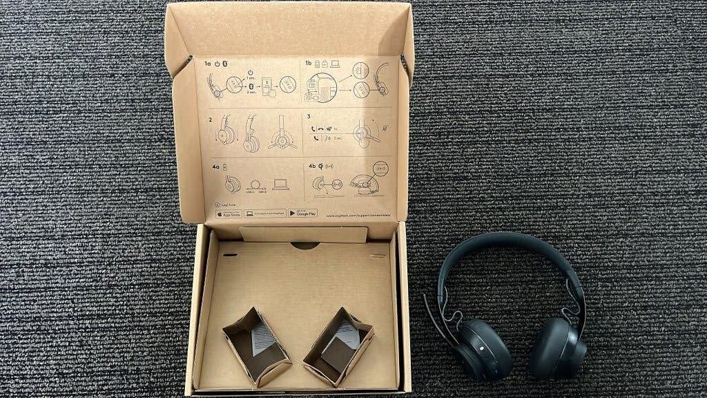 Logitech A00082 Zone Wireless Bluetooth Headset