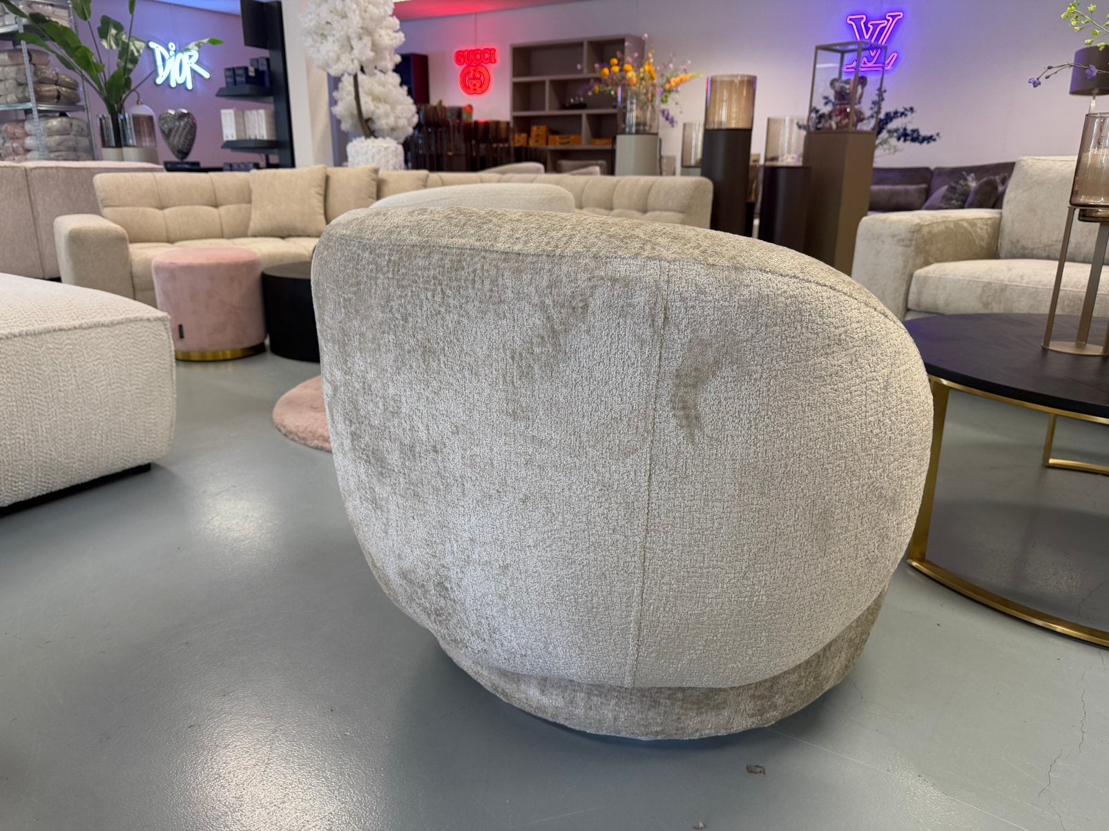 Luxe Teddy Velvet Draaifauteuil Nina - Beige Sand NIEUW, Huis en Inrichting, Fauteuils, Info@oosterbaanwonen.nl, Venus 31 8448CE Heerenveen