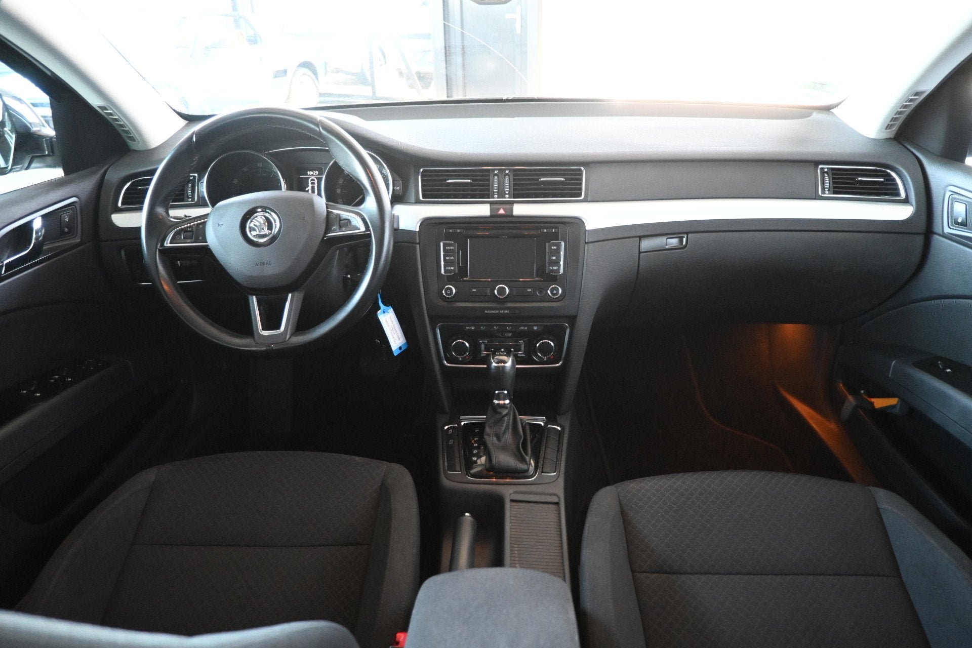 Skoda Superb Combi 1.8 TSI Ambition Automaat Clima Navigatie, Euro 5, Stof, Gebruikt, 4 cilinders