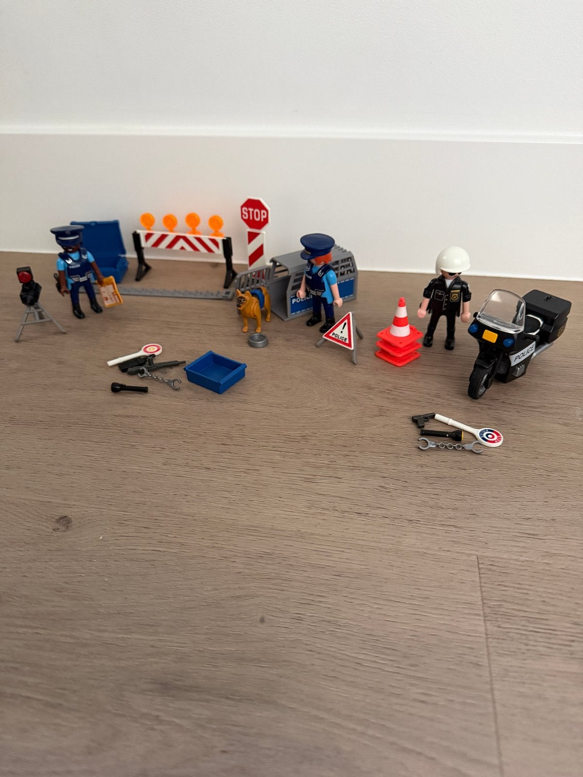 Playmobil Politie Wegversperring 6878 + Politie Motor 5648, Gebruikt, Complete set, Ophalen of Verzenden, City action