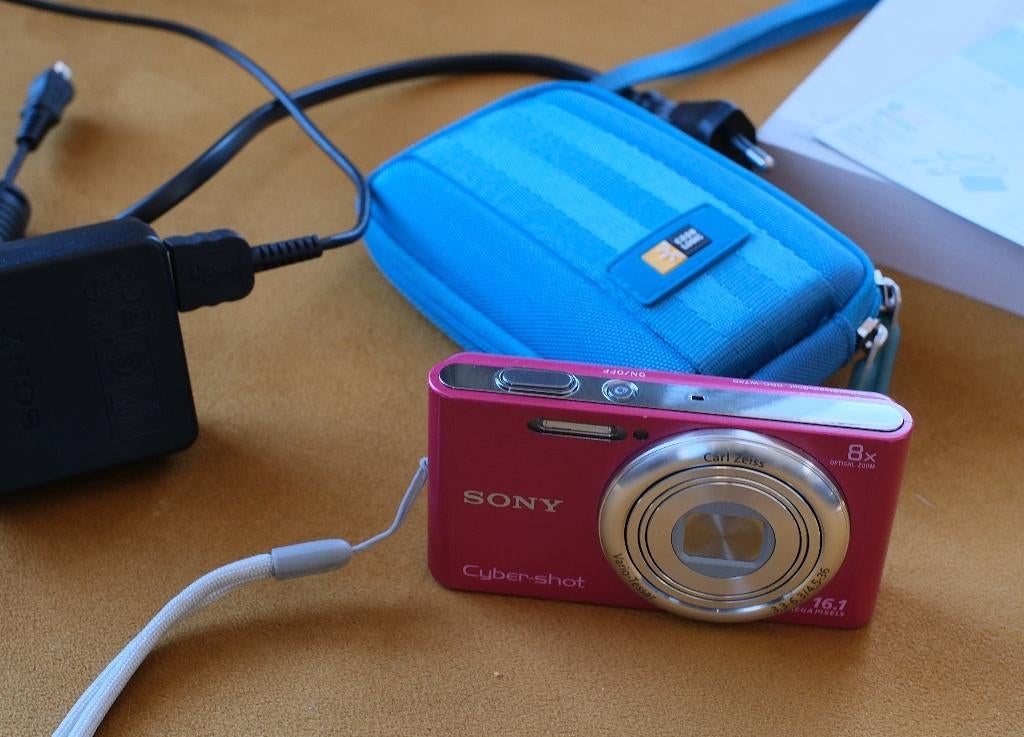 Sony Cyber-shot DSC-W730 ..als nieuw !, Compact, Ophalen of Verzenden, Zo goed als nieuw, Sony