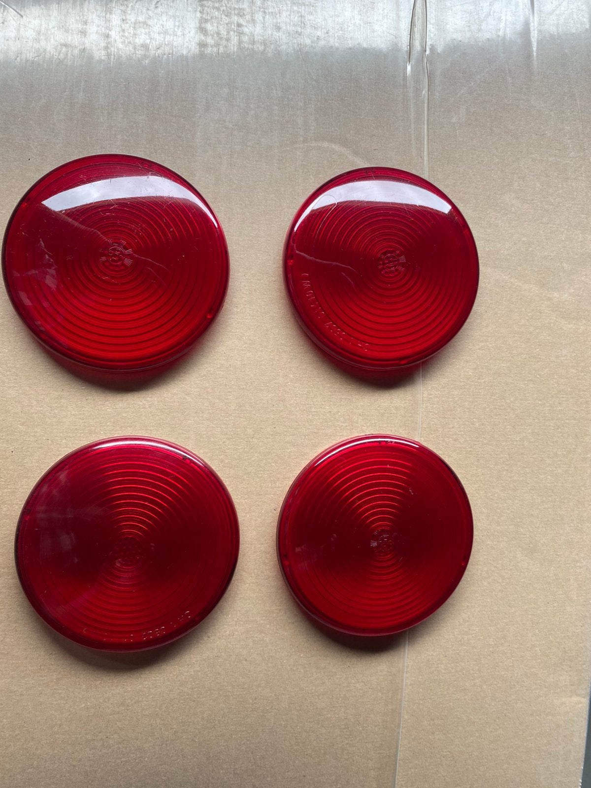 Puch achterlicht glaasjes (bloedblaar) ulo, Fietsen en Brommers, Brommeronderdelen | Puch, Ophalen of Verzenden, Zo goed als nieuw
