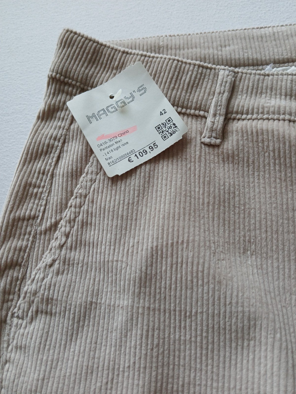 Nieuwe MAC corduroy broek, maat 42, beige met prijskaartje, Kleding | Dames, Beige, MAC, Maat 42/44 (L), Nieuw