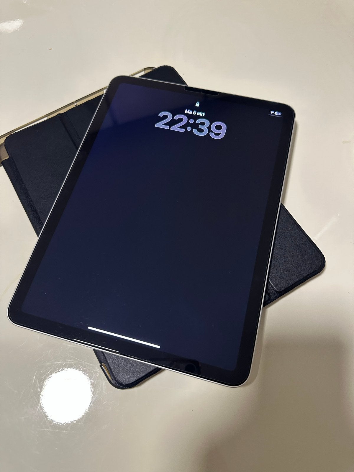 Apple iPad Air (4e generatie) 64GB Wi-Fi - Zo goed als nieuw